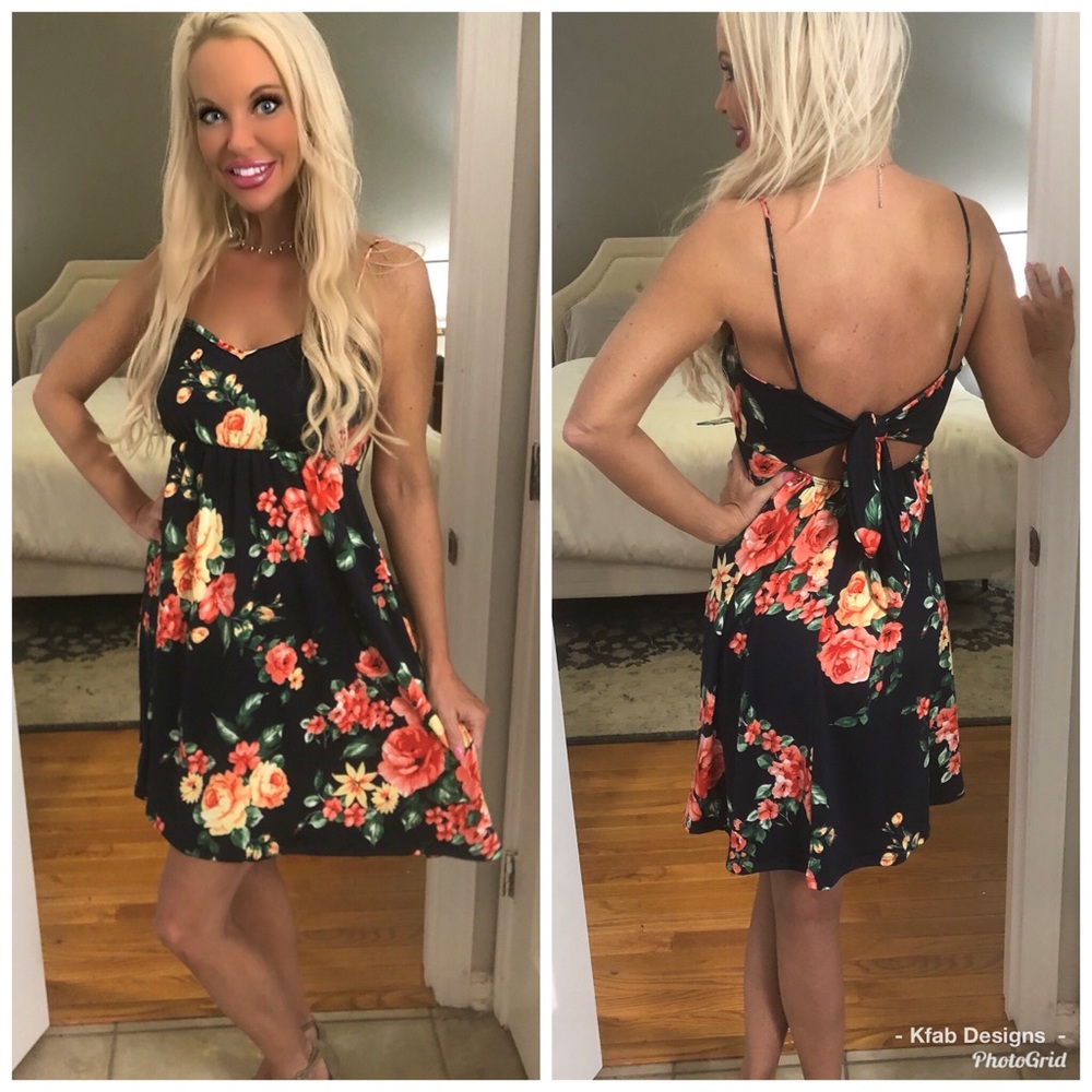 ❤️Stunning Navy Floral Babydoll Back Tie Dress! - Picture 1 of 8